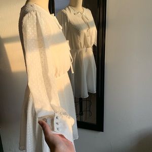 Beautiful white long sleeve dress 👗 ✨new w/tags✨